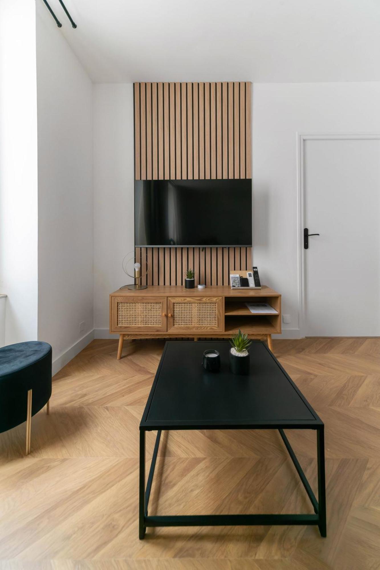 Residence Serbie - Appartements Design Et Climatises En Centre Ville Vichy Bagian luar foto