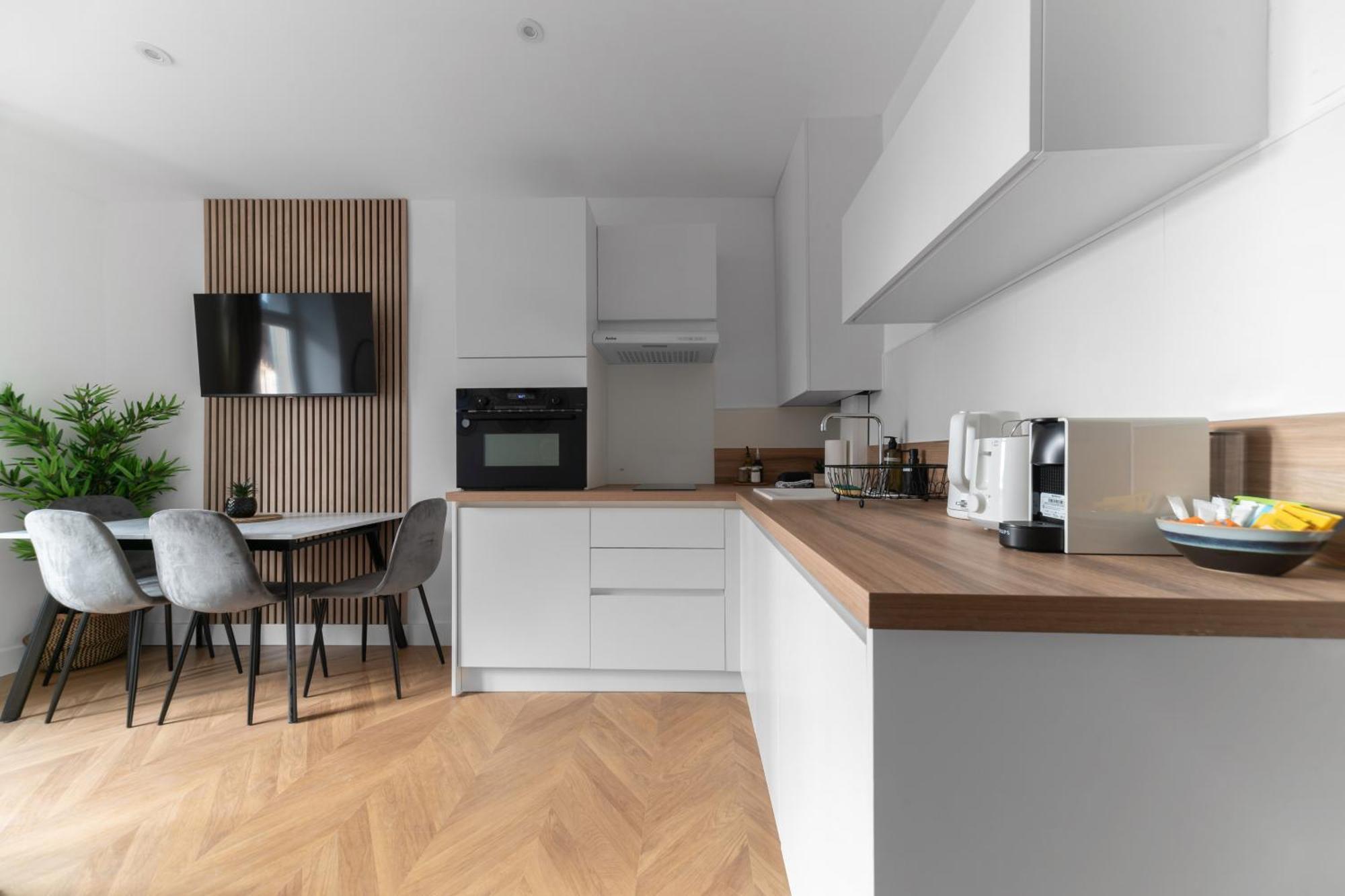 Residence Serbie - Appartements Design Et Climatises En Centre Ville Vichy Bagian luar foto
