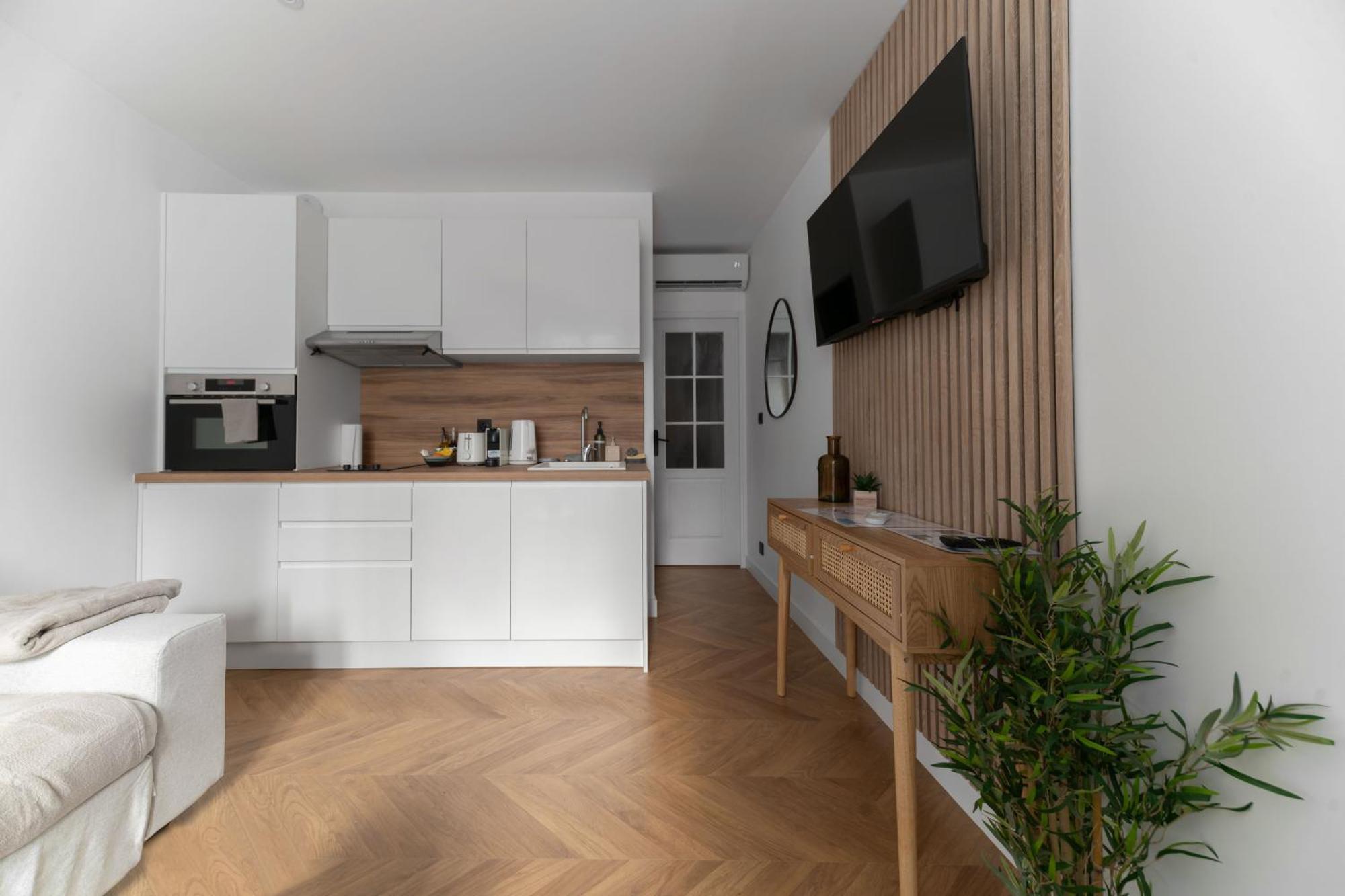 Residence Serbie - Appartements Design Et Climatises En Centre Ville Vichy Bagian luar foto